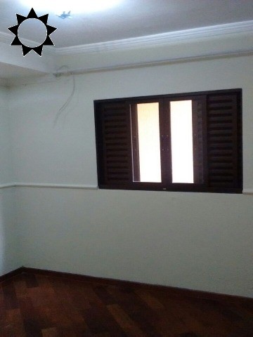 Casa à venda com 2 quartos, 180m² - Foto 28