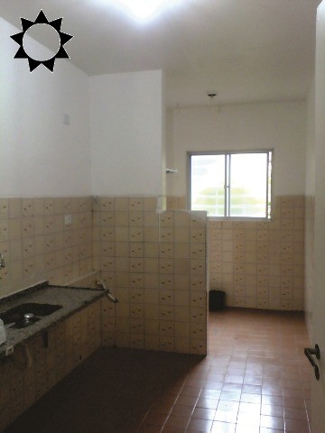 Apartamento à venda com 2 quartos, 61m² - Foto 3