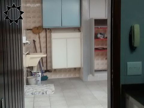 Casa à venda com 3 quartos, 198m² - Foto 6