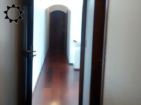 Casa à venda com 3 quartos, 198m² - Foto 8