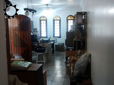 Casa à venda com 3 quartos, 198m² - Foto 12