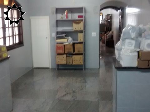 Casa à venda com 3 quartos, 198m² - Foto 17