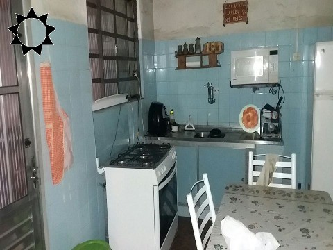 Casa à venda com 1 quarto, 220m² - Foto 4