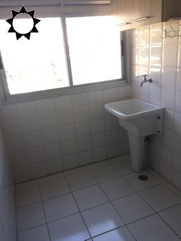 Apartamento à venda com 2 quartos, 60m² - Foto 7