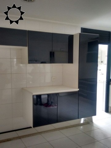 Apartamento à venda com 3 quartos, 120m² - Foto 9