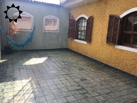 Casa à venda com 3 quartos, 180m² - Foto 2