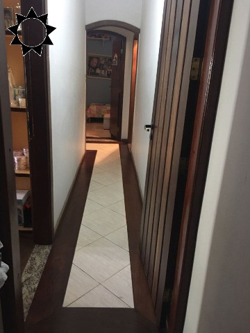 Casa à venda com 3 quartos, 180m² - Foto 5