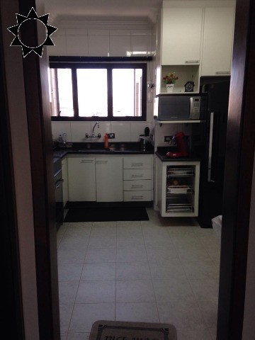 Apartamento à venda com 3 quartos, 188m² - Foto 22