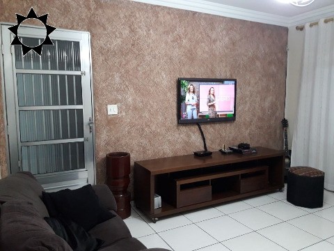 Casa à venda com 3 quartos, 140m² - Foto 1