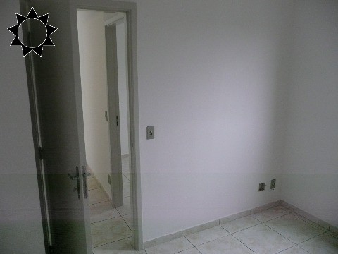 Apartamento à venda com 2 quartos, 60m² - Foto 2