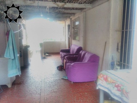 Casa à venda com 1 quarto, 140m² - Foto 4