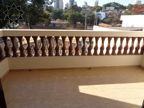 Casa para alugar com 3 quartos, 200m² - Foto 19