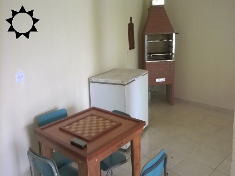 Casa à venda com 2 quartos, 250m² - Foto 4