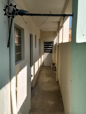 Casa à venda com 2 quartos, 250m² - Foto 28