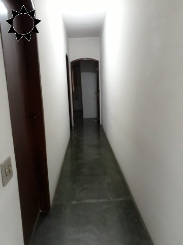 Casa à venda com 3 quartos, 180m² - Foto 26