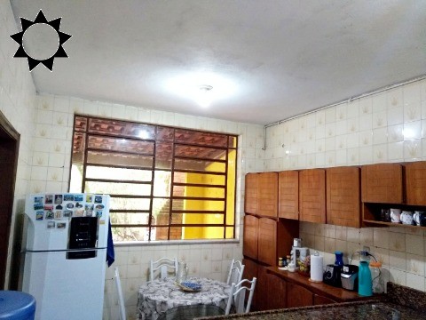 Casa à venda com 3 quartos, 221m² - Foto 13