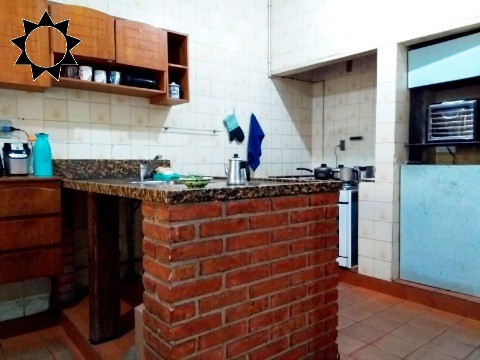 Casa à venda com 3 quartos, 221m² - Foto 19