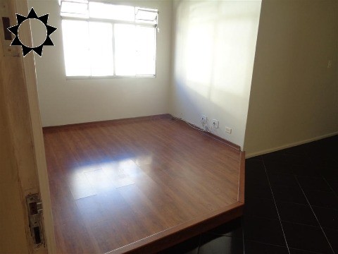 Apartamento à venda com 2 quartos, 63m² - Foto 2