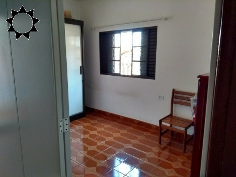 Casa à venda com 3 quartos, 200m² - Foto 8