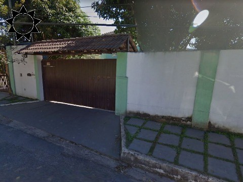 Casa à venda com 3 quartos, 200m² - Foto 1