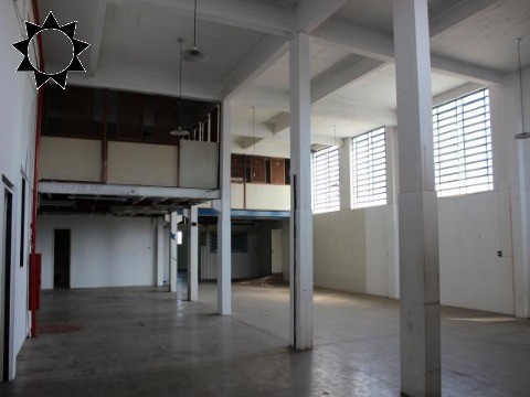 Prédio Inteiro à venda, 1323m² - Foto 1