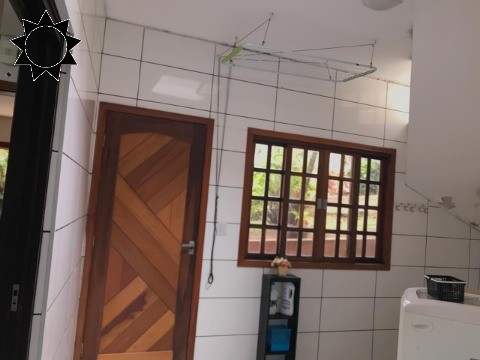 Casa à venda com 3 quartos, 200m² - Foto 10