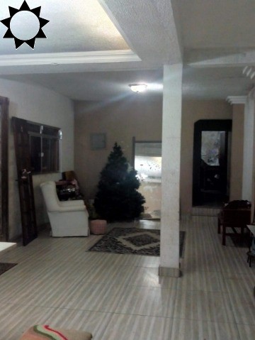 Casa, 2 quartos, 220 m² - Foto 1