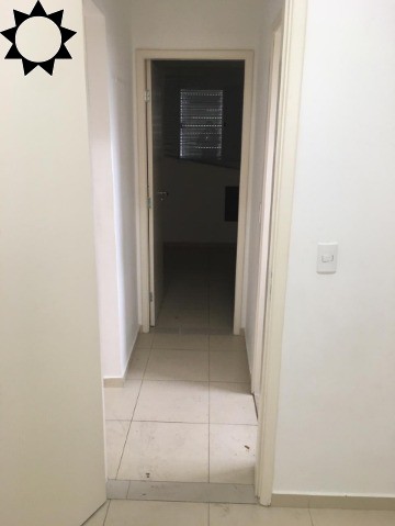 Casa à venda com 2 quartos, 60m² - Foto 13