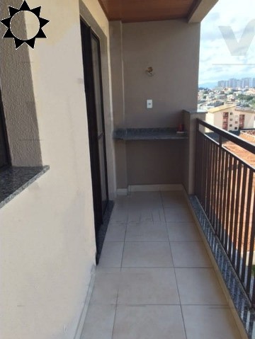 Apartamento à venda com 3 quartos, 90m² - Foto 3