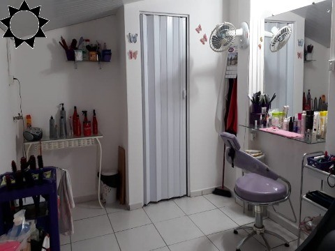 Casa à venda com 3 quartos, 110m² - Foto 4