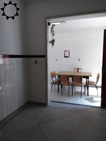 Casa à venda com 2 quartos, 210m² - Foto 3