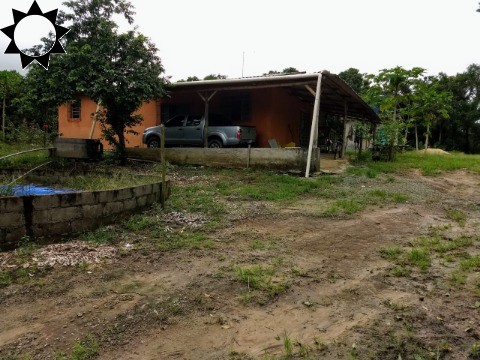 Fazenda à venda com 3 quartos, 106m² - Foto 1