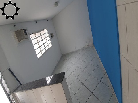 Casa para alugar com 1 quarto, 40m² - Foto 1