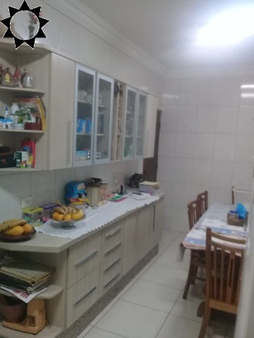 Casa à venda com 3 quartos, 220m² - Foto 18