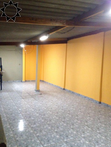 Casa à venda com 3 quartos, 200m² - Foto 25