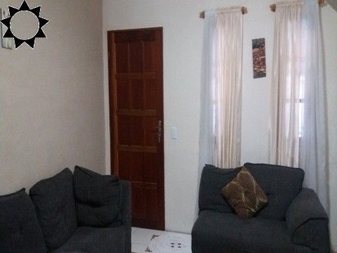 Casa à venda com 2 quartos, 120m² - Foto 1