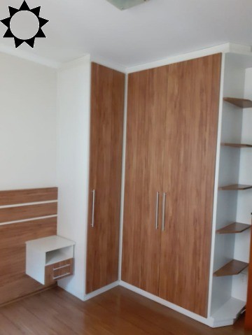 Apartamento à venda com 2 quartos, 67m² - Foto 11