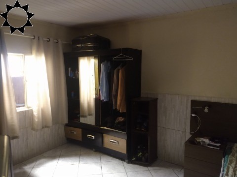 Casa à venda com 3 quartos, 210m² - Foto 4