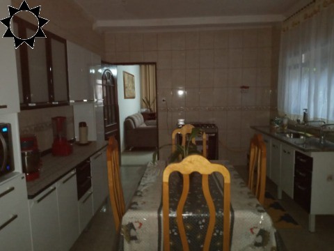 Casa à venda com 3 quartos, 200m² - Foto 15