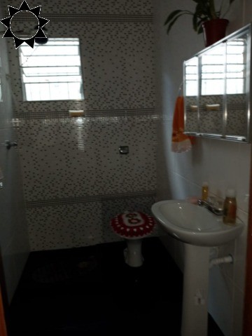 Casa à venda com 3 quartos, 200m² - Foto 26