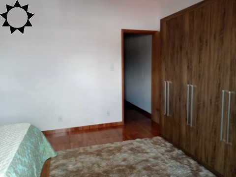 Casa à venda com 3 quartos, 200m² - Foto 34