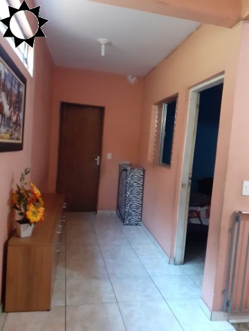 Casa à venda com 4 quartos, 90m² - Foto 16