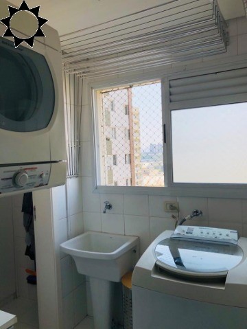 Apartamento à venda com 3 quartos, 97m² - Foto 2