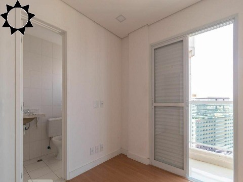 Apartamento à venda com 3 quartos, 154m² - Foto 8