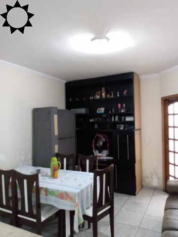 Casa à venda com 5 quartos, 300m² - Foto 5