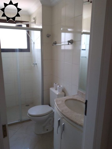 Apartamento à venda com 2 quartos, 62m² - Foto 13