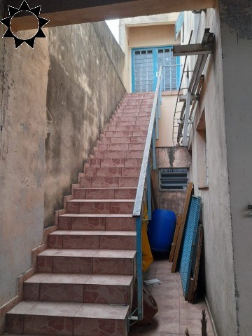 Prédio Inteiro à venda com 1 quarto, 200m² - Foto 2