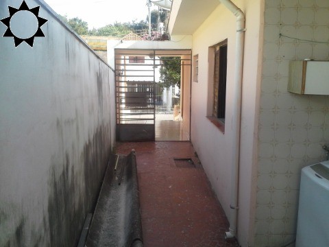 Casa à venda com 3 quartos, 150m² - Foto 2