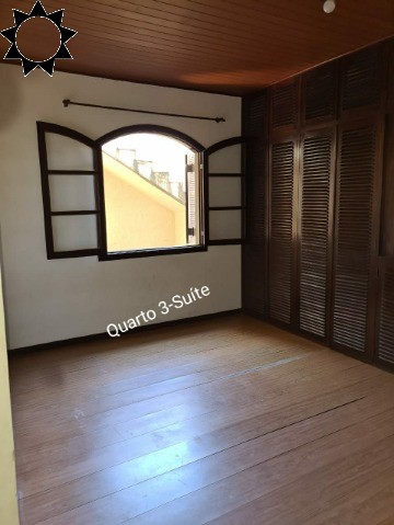 Casa à venda com 3 quartos, 236m² - Foto 11