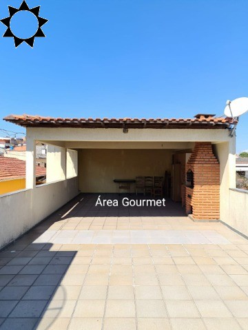 Casa à venda com 3 quartos, 236m² - Foto 18